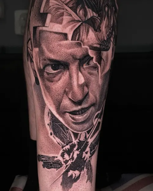 Männerporträt realistisch auf Unterschenkel – LAKIMII Berlin Tattoostudio